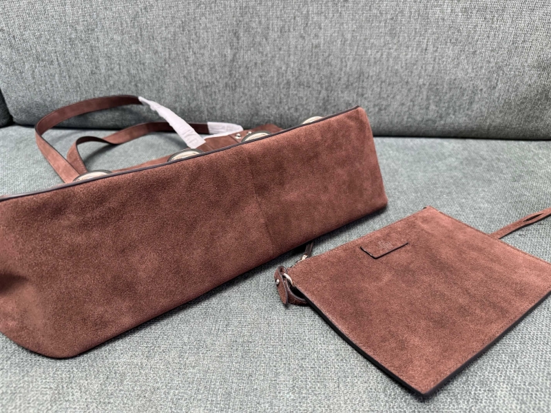 Va1e*ntin0 shopping bag